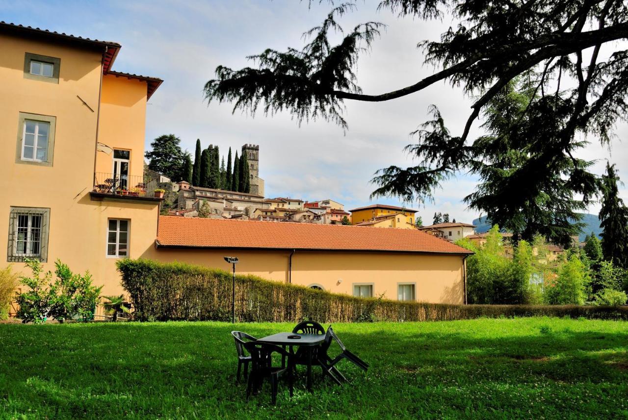 Villa Gherardi - B&B E Hostel Barga Exterior photo